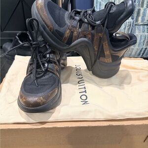 Louis Vuitton Black & Brown Calfskin Monogram Sneakers